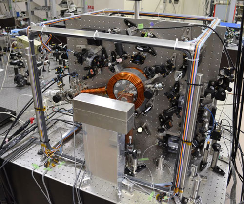 開発中の低温動作光格子時計